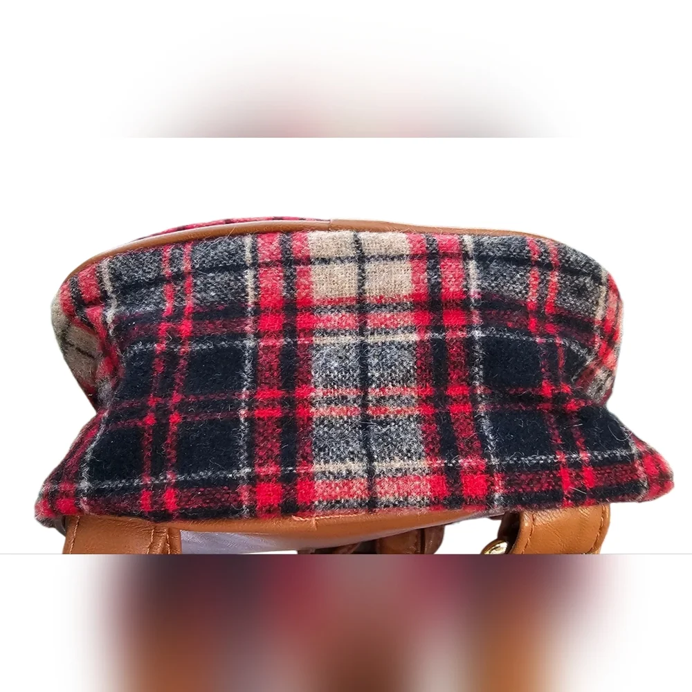 Tommy Bahama - NEW Mini Backpack Fall Plaid Colors. May Be Kids. No Pockets - Picture 4 of 14